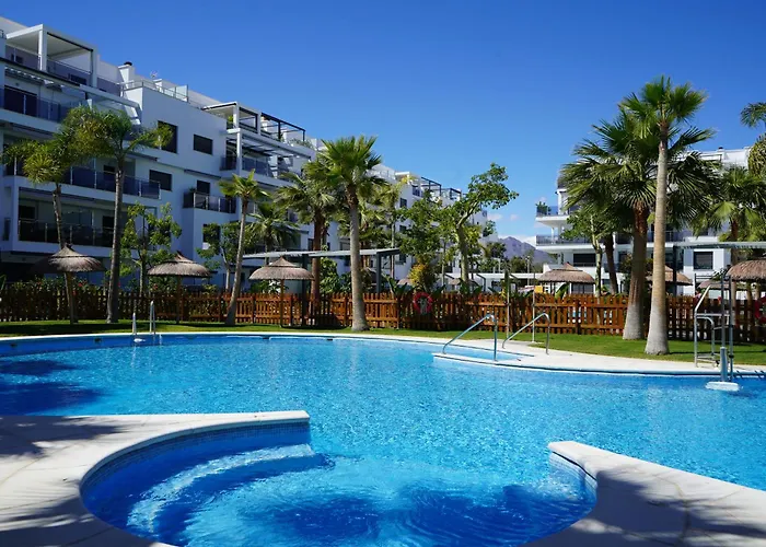 Aguacate Beach s Playa Granada